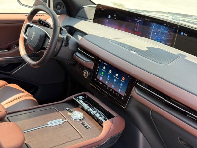 2027 Lincoln Navigator L Reserve