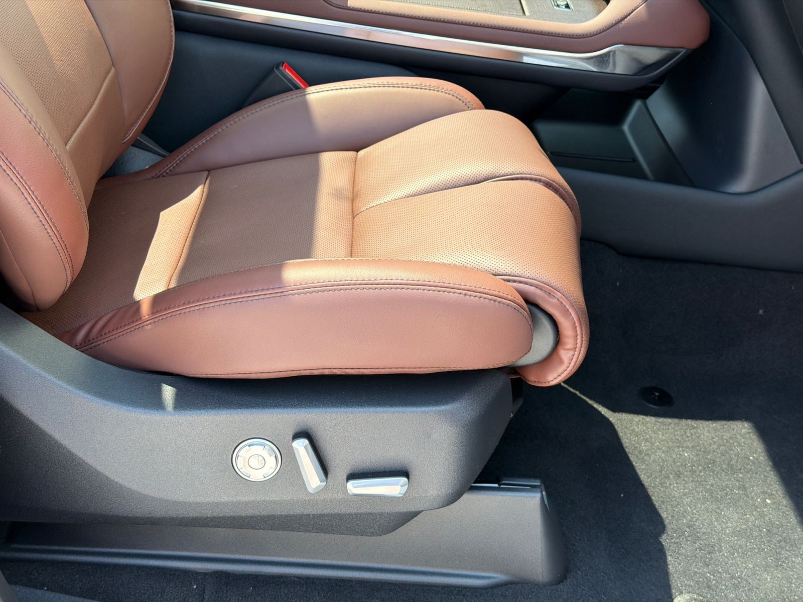 2027 Lincoln Navigator L Reserve