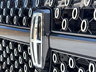 2027 Lincoln Navigator L Reserve