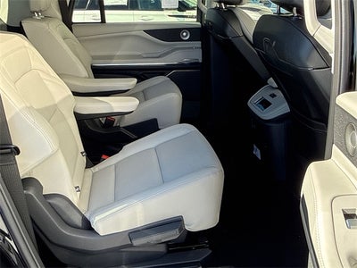 2025 Lincoln Navigator L Reserve