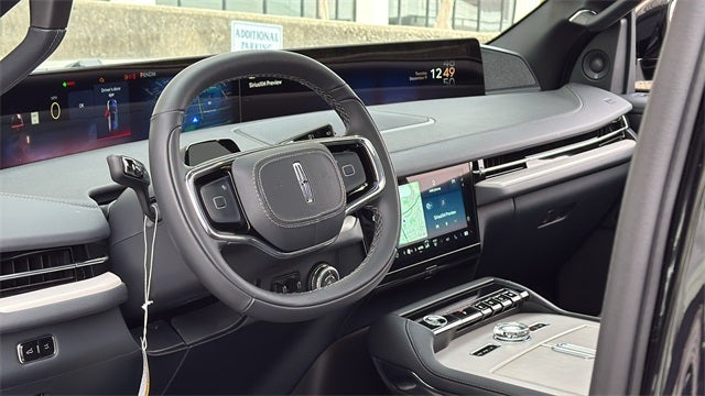 2025 Lincoln Navigator L Reserve