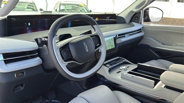 2026 Lincoln Navigator L Reserve