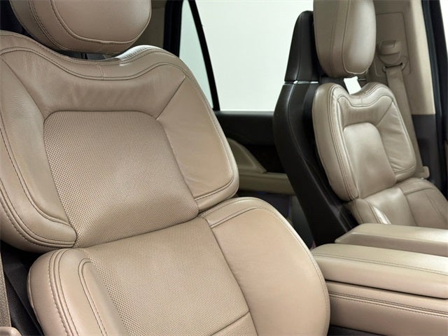 2022 Lincoln Navigator L Reserve