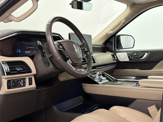 2022 Lincoln Navigator L Reserve
