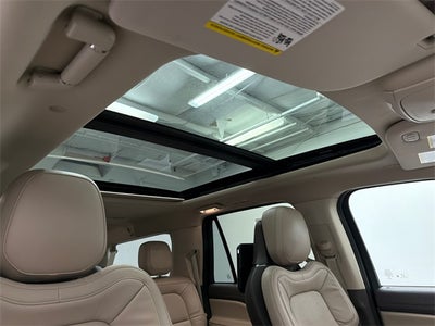 2022 Lincoln Navigator L Reserve