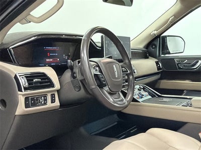 2022 Lincoln Navigator L Reserve