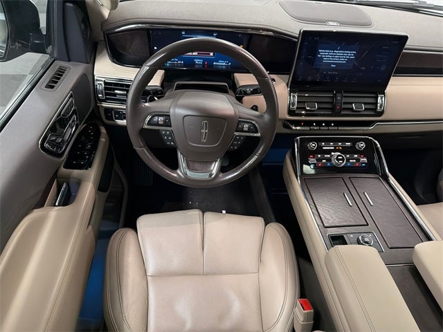 2022 Lincoln Navigator L Reserve