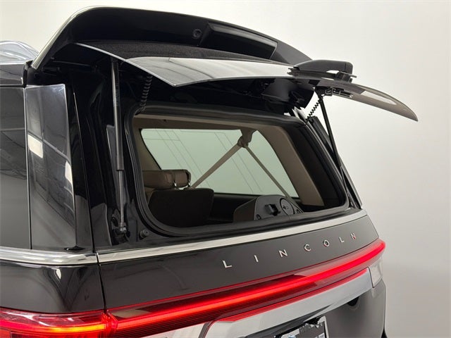 2022 Lincoln Navigator L Reserve