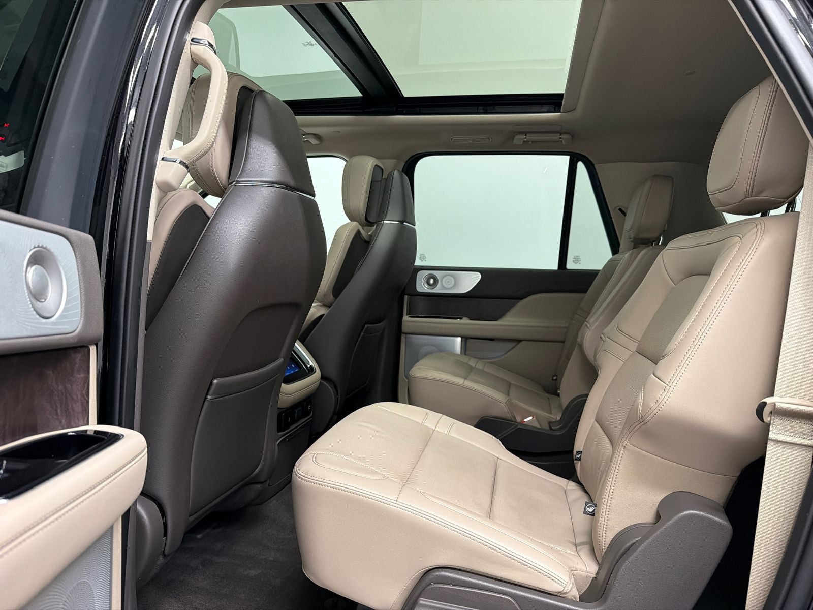 2022 Lincoln Navigator L Reserve