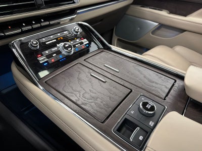 2022 Lincoln Navigator L Reserve