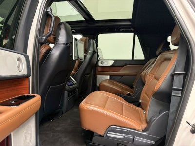 2022 Lincoln Navigator L Reserve