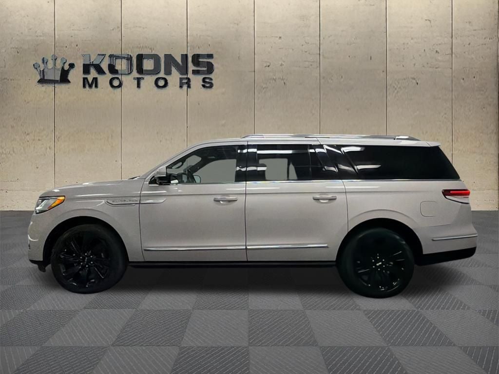 2022 Lincoln Navigator L Reserve