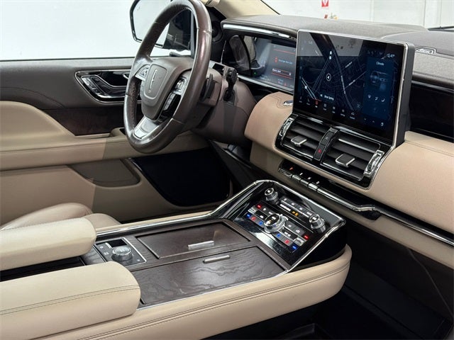 2022 Lincoln Navigator L L Reserve
