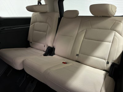 2027 Lincoln Navigator L Premiere
