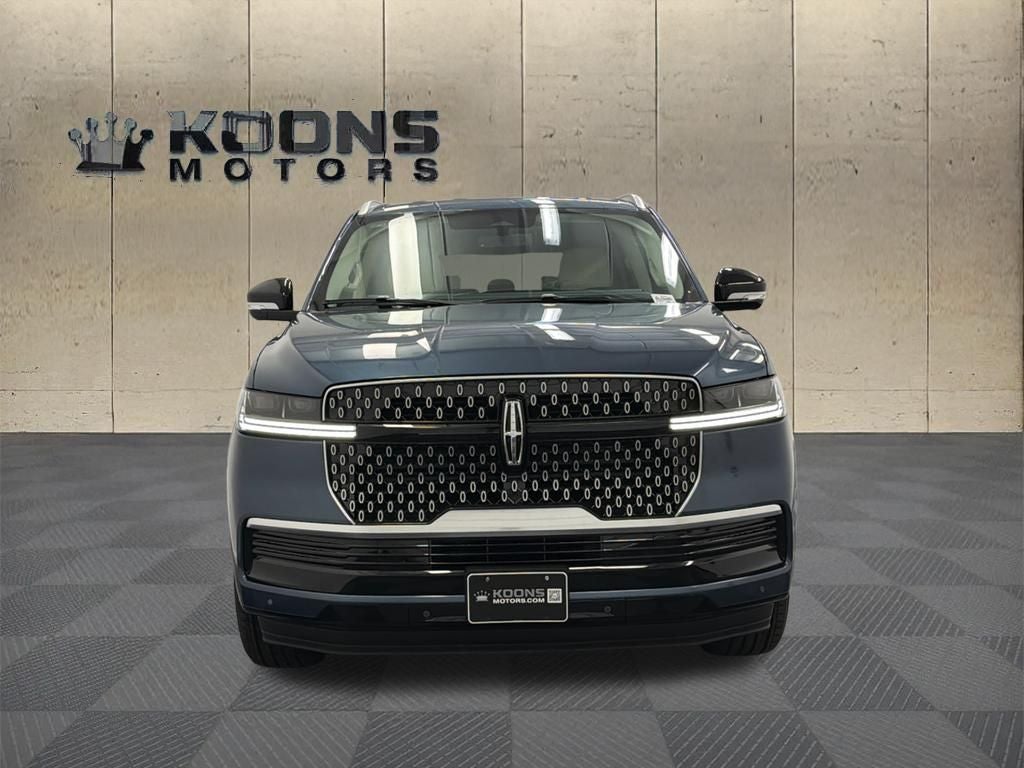 2027 Lincoln Navigator L Premiere