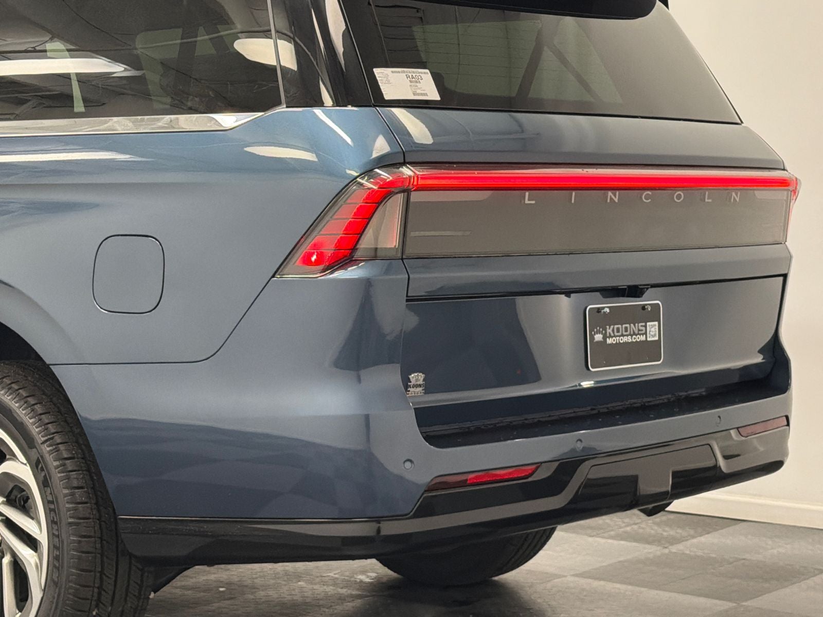 2027 Lincoln Navigator L Premiere
