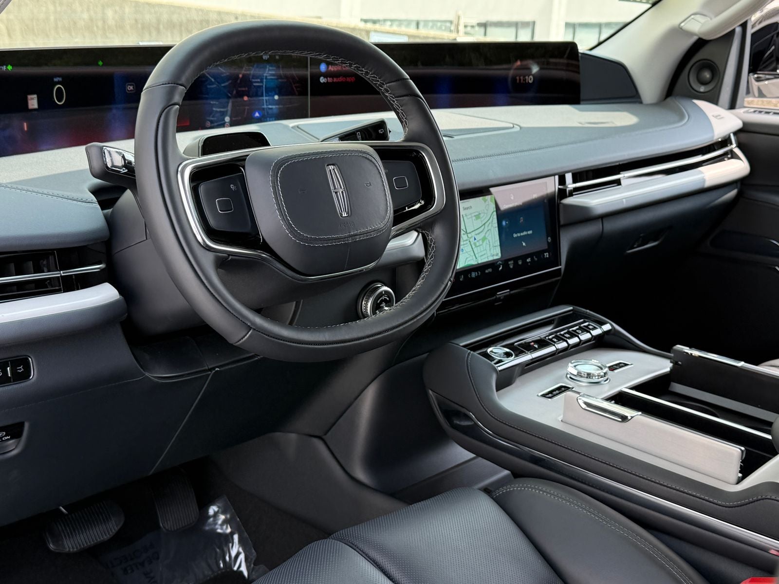2027 Lincoln Navigator L Premiere