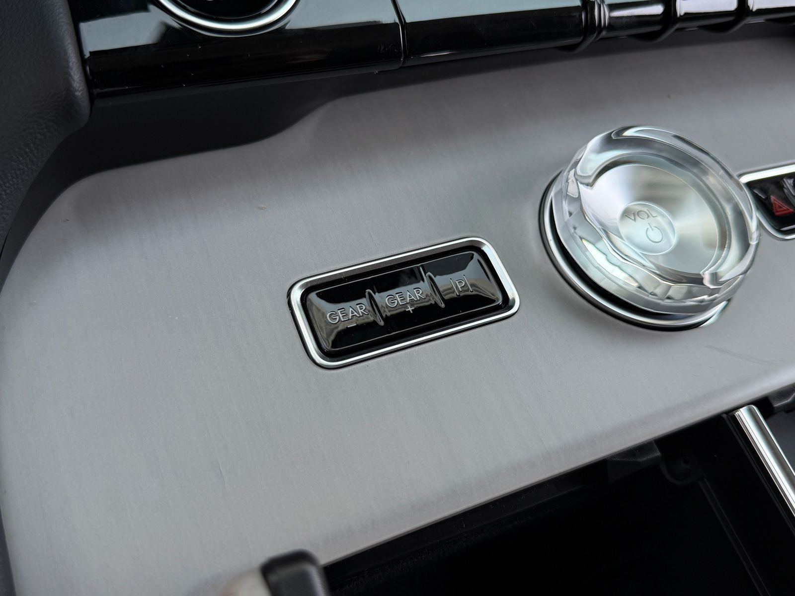 2027 Lincoln Navigator L Premiere