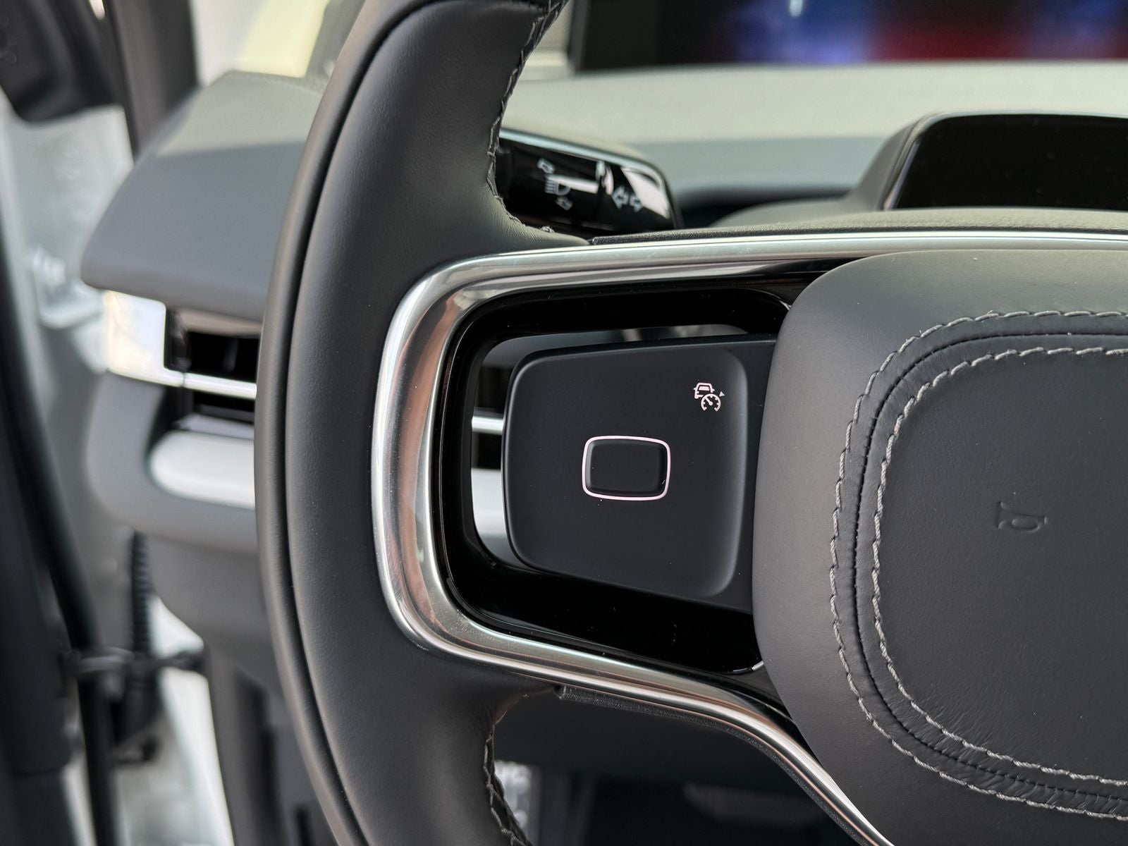 2027 Lincoln Navigator L Premiere