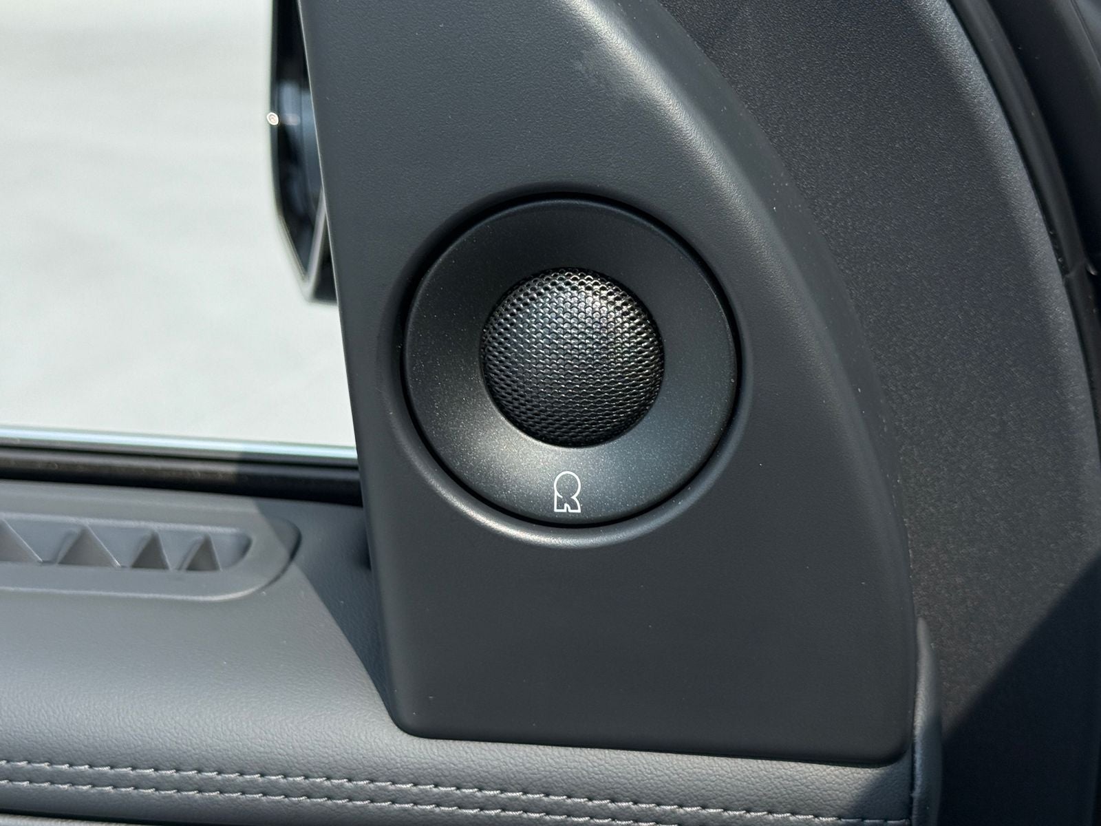 2027 Lincoln Navigator L Premiere