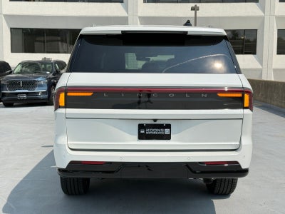2027 Lincoln Navigator L Premiere