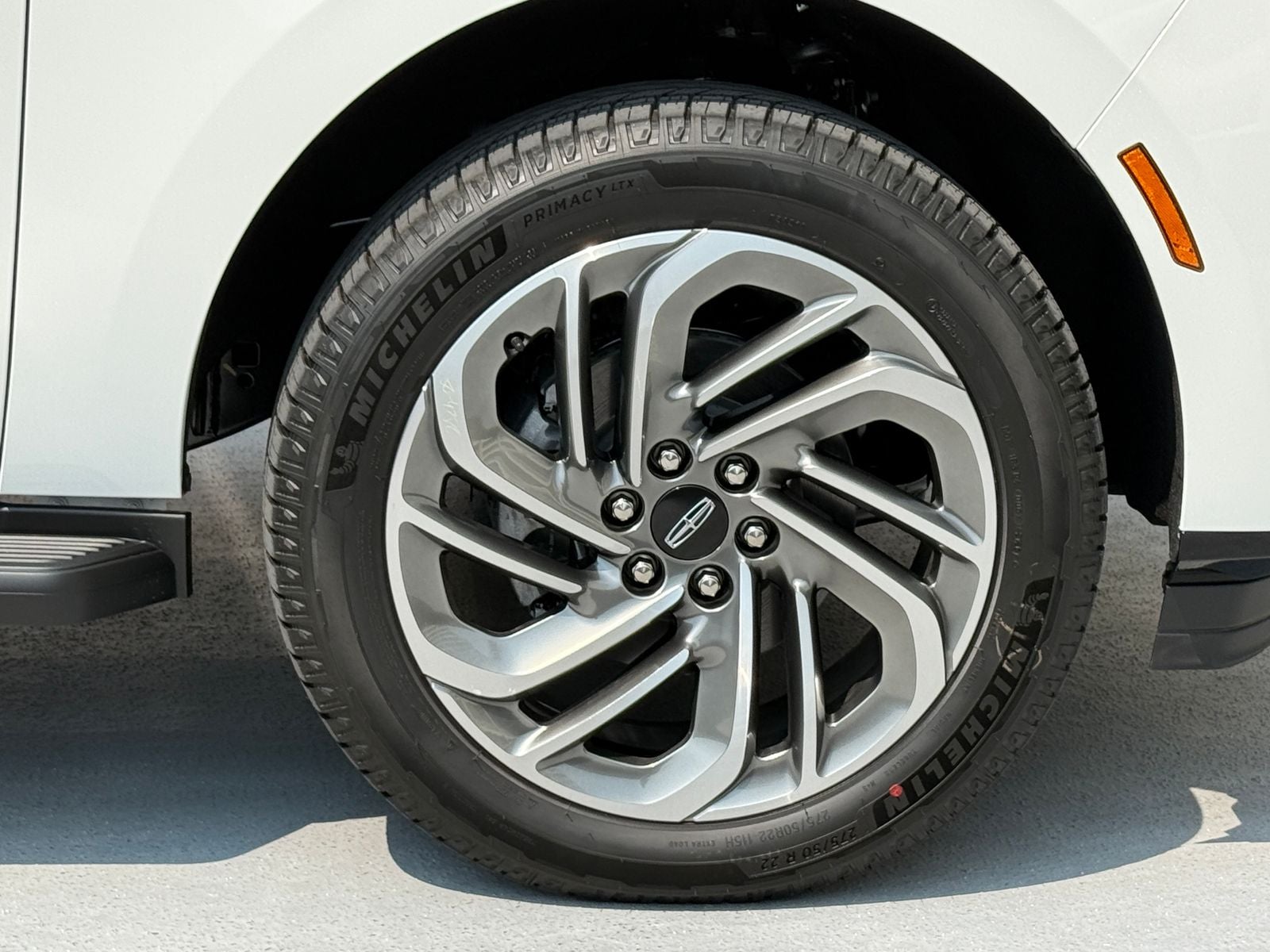2027 Lincoln Navigator L Premiere