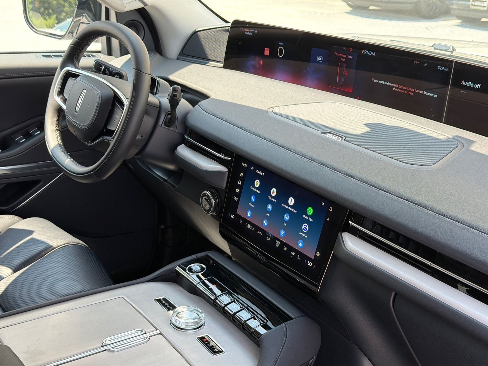 2027 Lincoln Navigator L Premiere