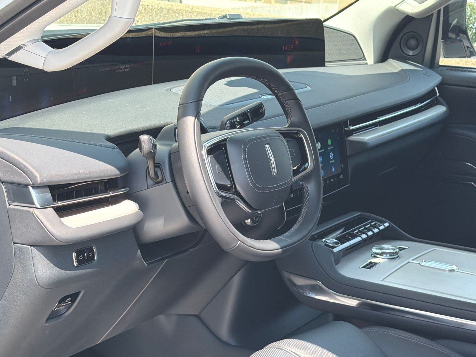 2027 Lincoln Navigator L Premiere
