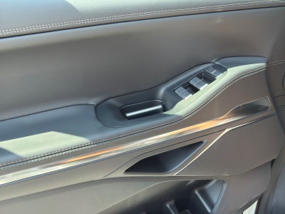 2027 Lincoln Navigator L Premiere