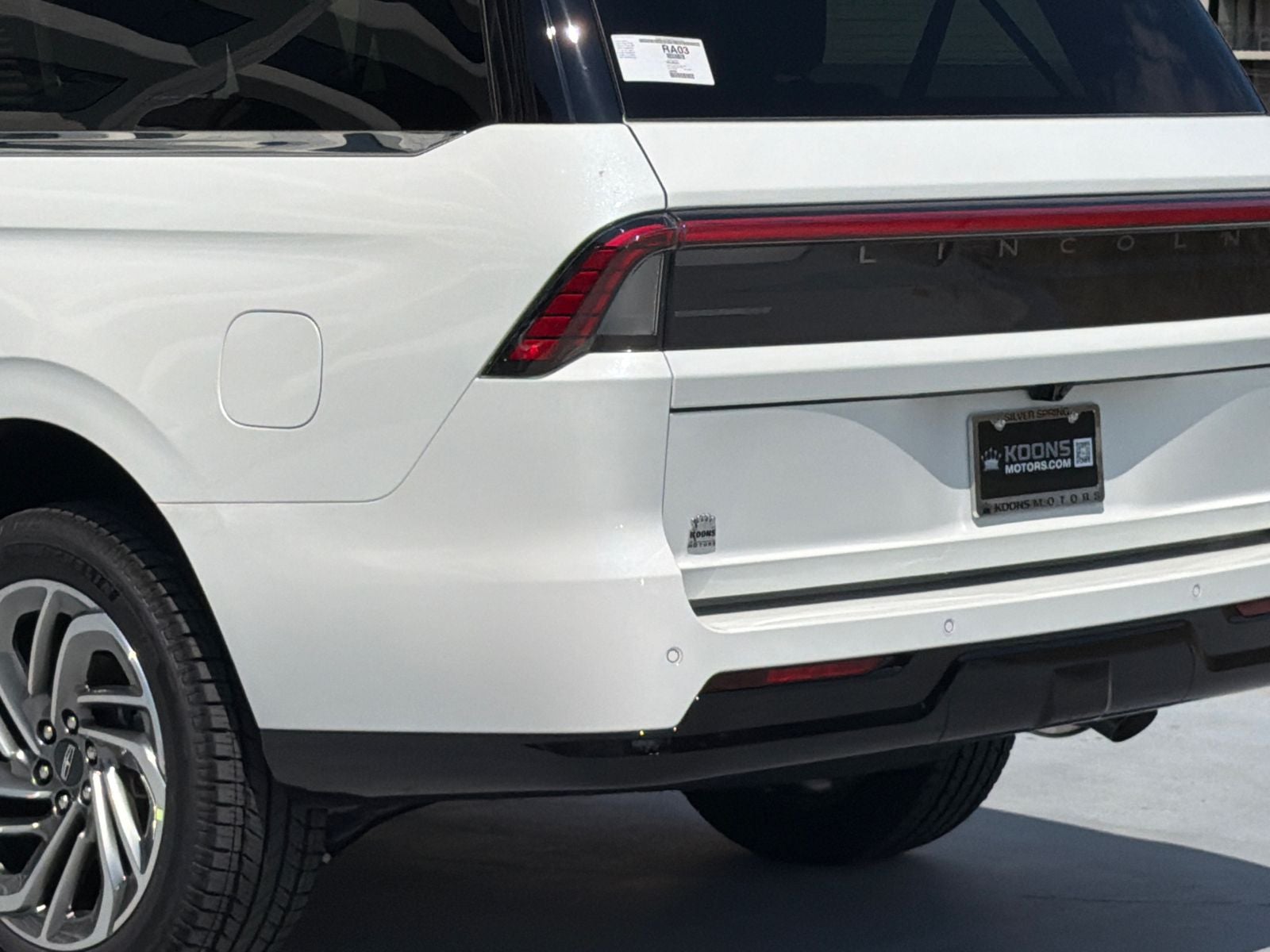 2027 Lincoln Navigator L Premiere
