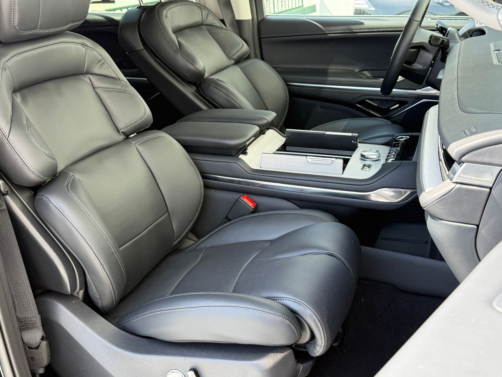 2026 Lincoln Navigator L Premiere