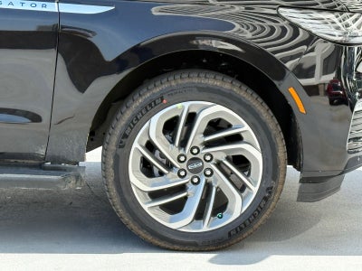 2026 Lincoln Navigator L Premiere