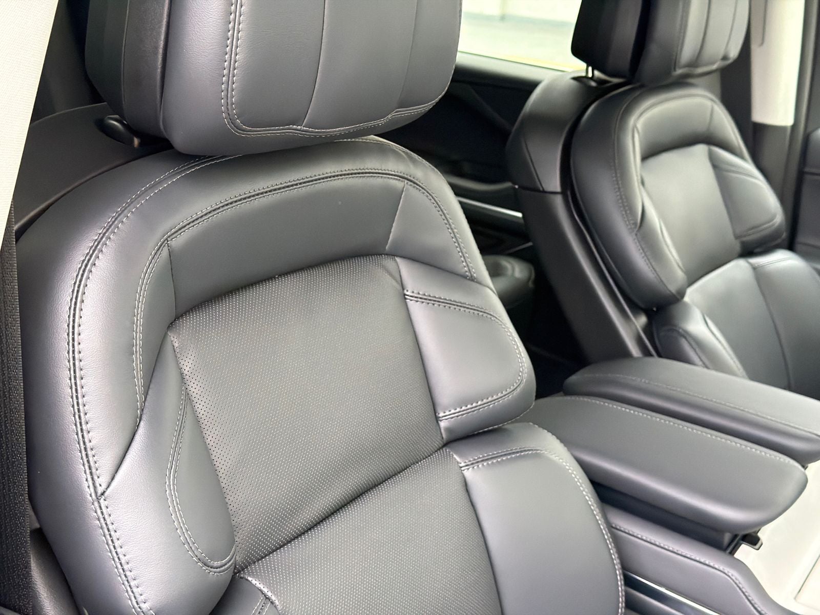 2026 Lincoln Navigator L Premiere