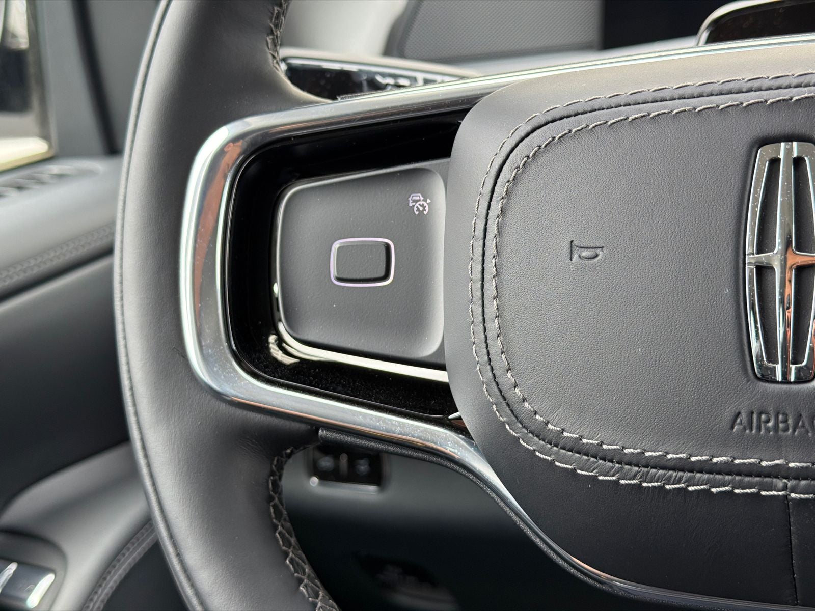 2026 Lincoln Navigator L Premiere