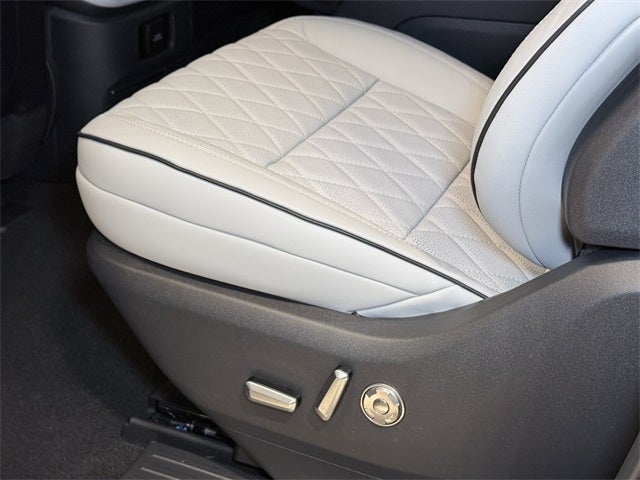 2026 Lincoln Navigator L Black Label