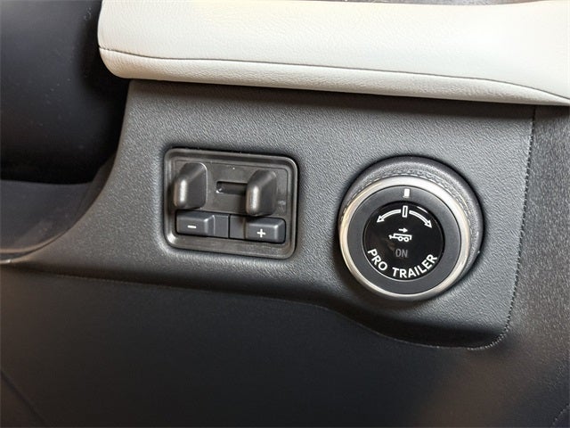 2026 Lincoln Navigator L Black Label