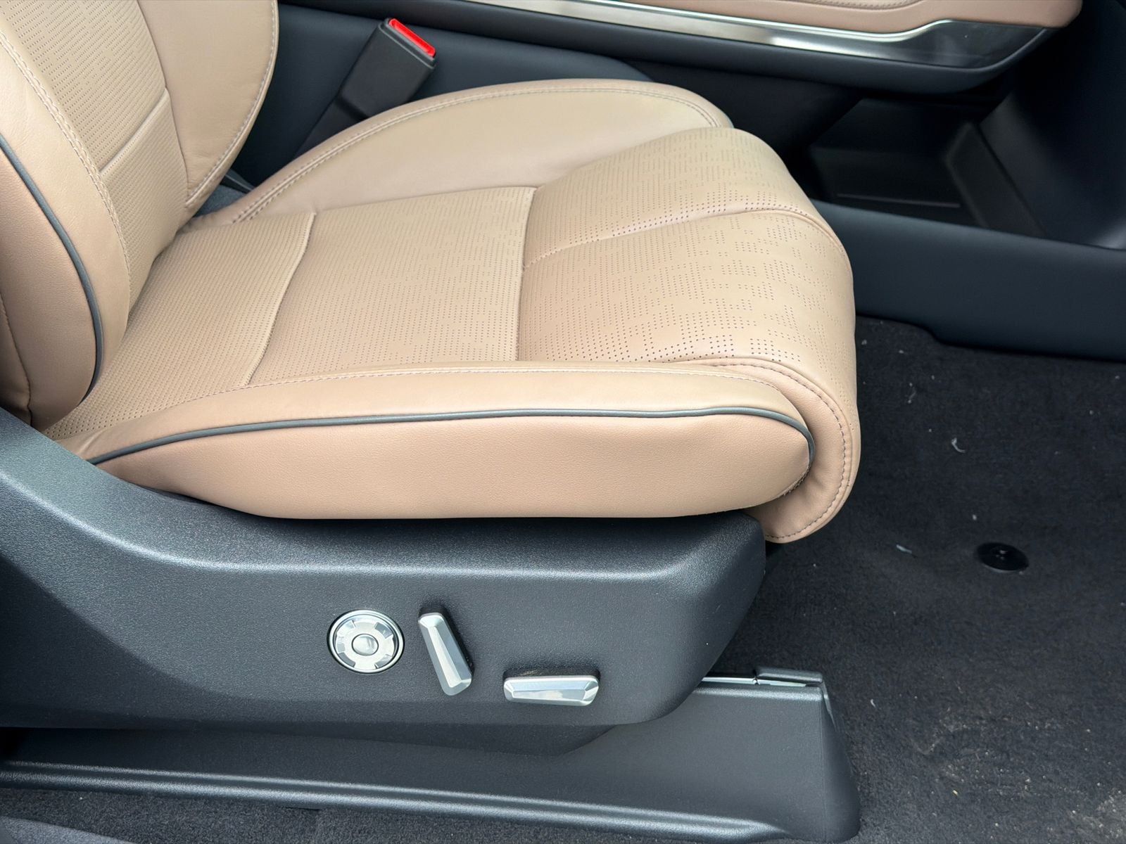 2026 Lincoln Navigator L Black Label