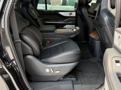 2025 Lincoln Navigator L Black Label