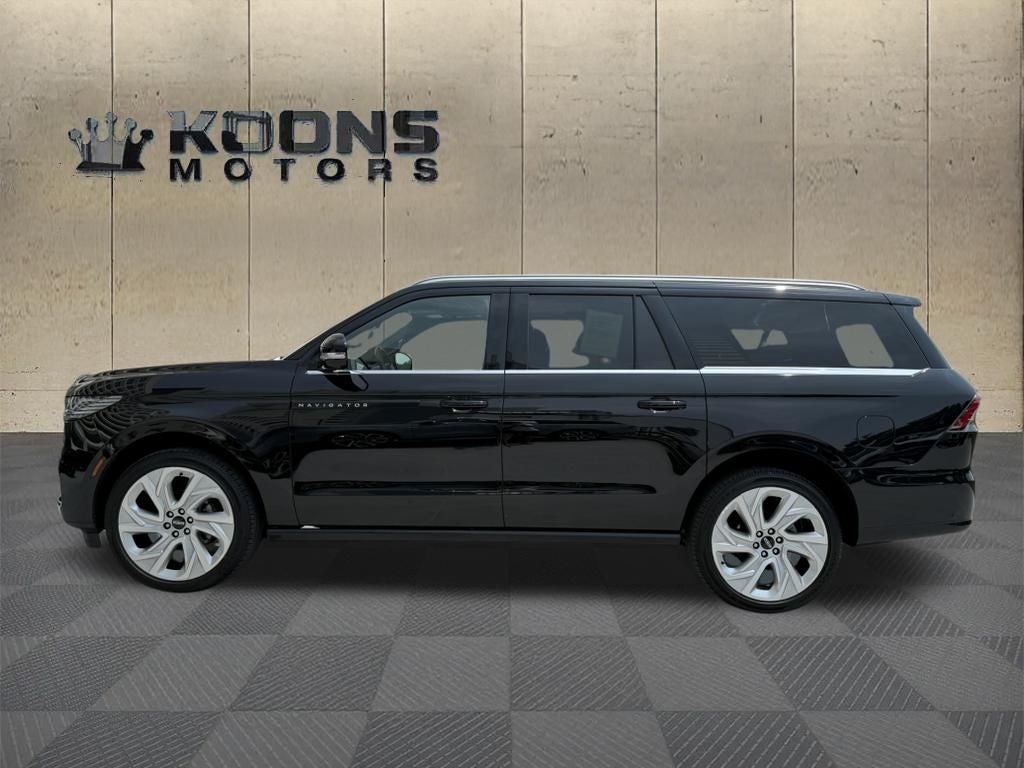 2025 Lincoln Navigator L Black Label