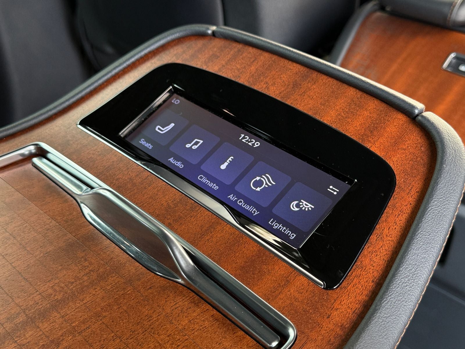 2025 Lincoln Navigator L Black Label