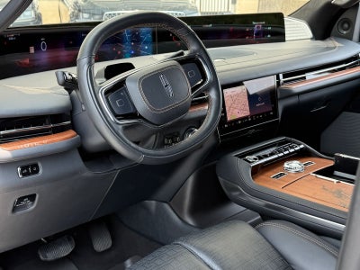 2025 Lincoln Navigator L Black Label