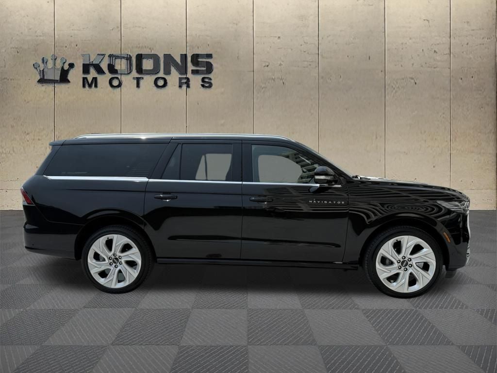 2025 Lincoln Navigator L Black Label