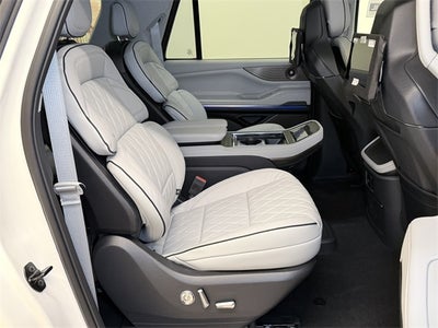 2025 Lincoln Navigator L Black Label