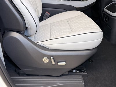 2025 Lincoln Navigator L Black Label