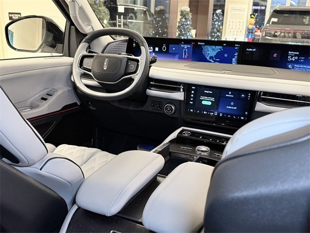 2025 Lincoln Navigator L Black Label