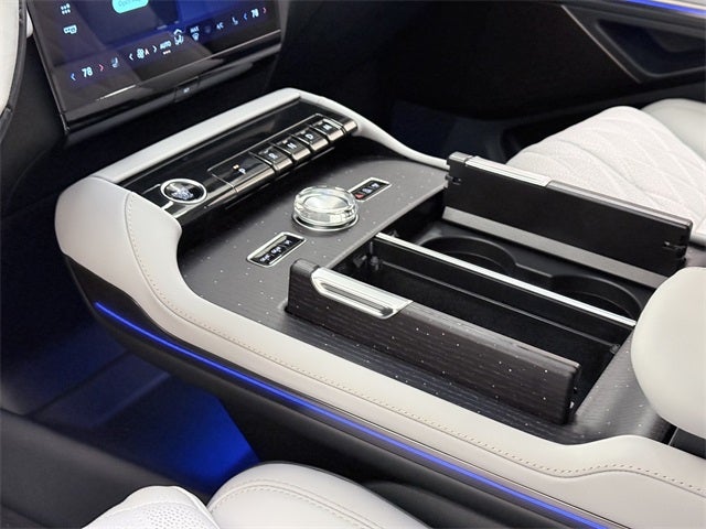 2025 Lincoln Navigator L Black Label