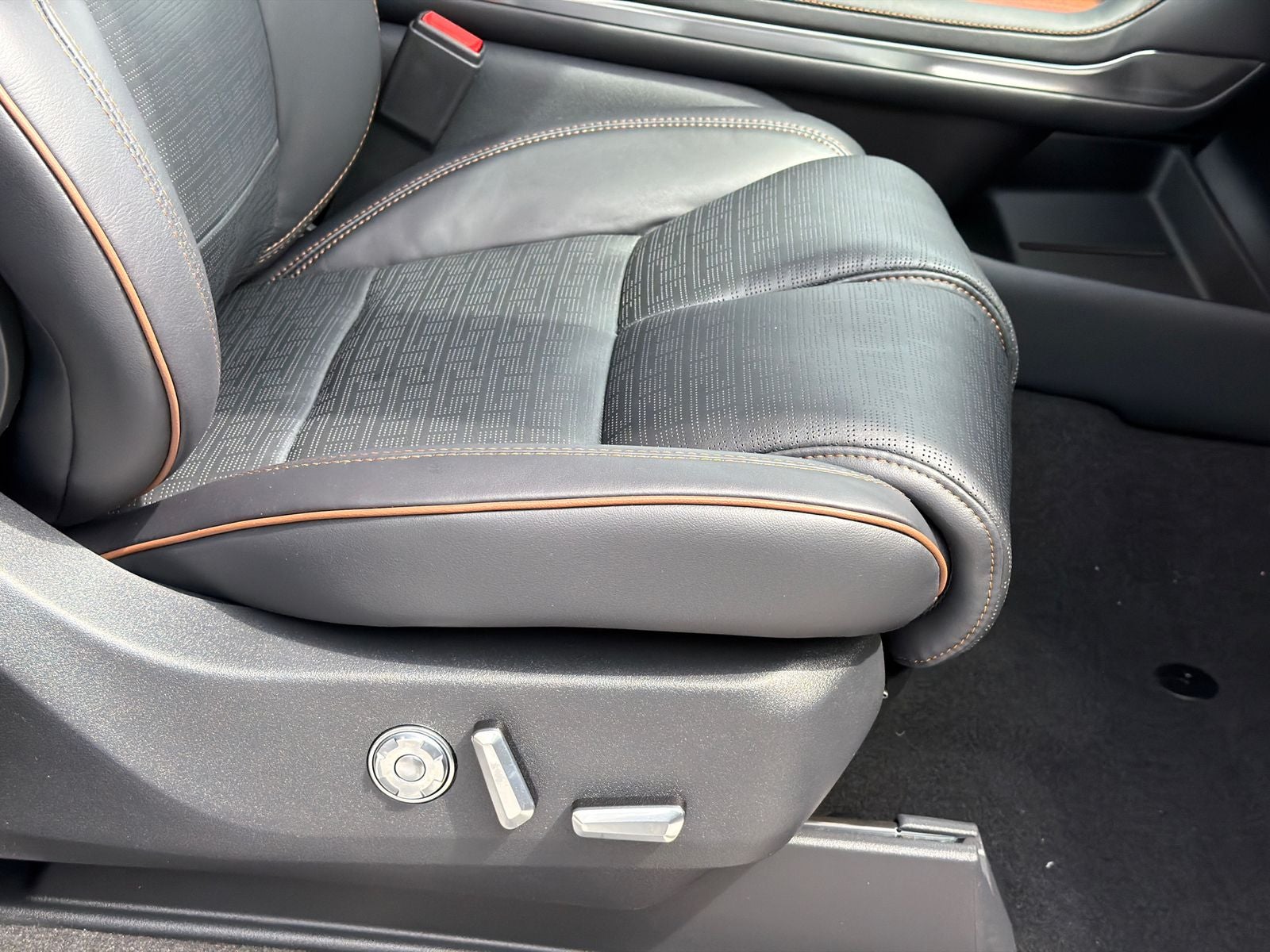 2026 Lincoln Navigator L Black Label
