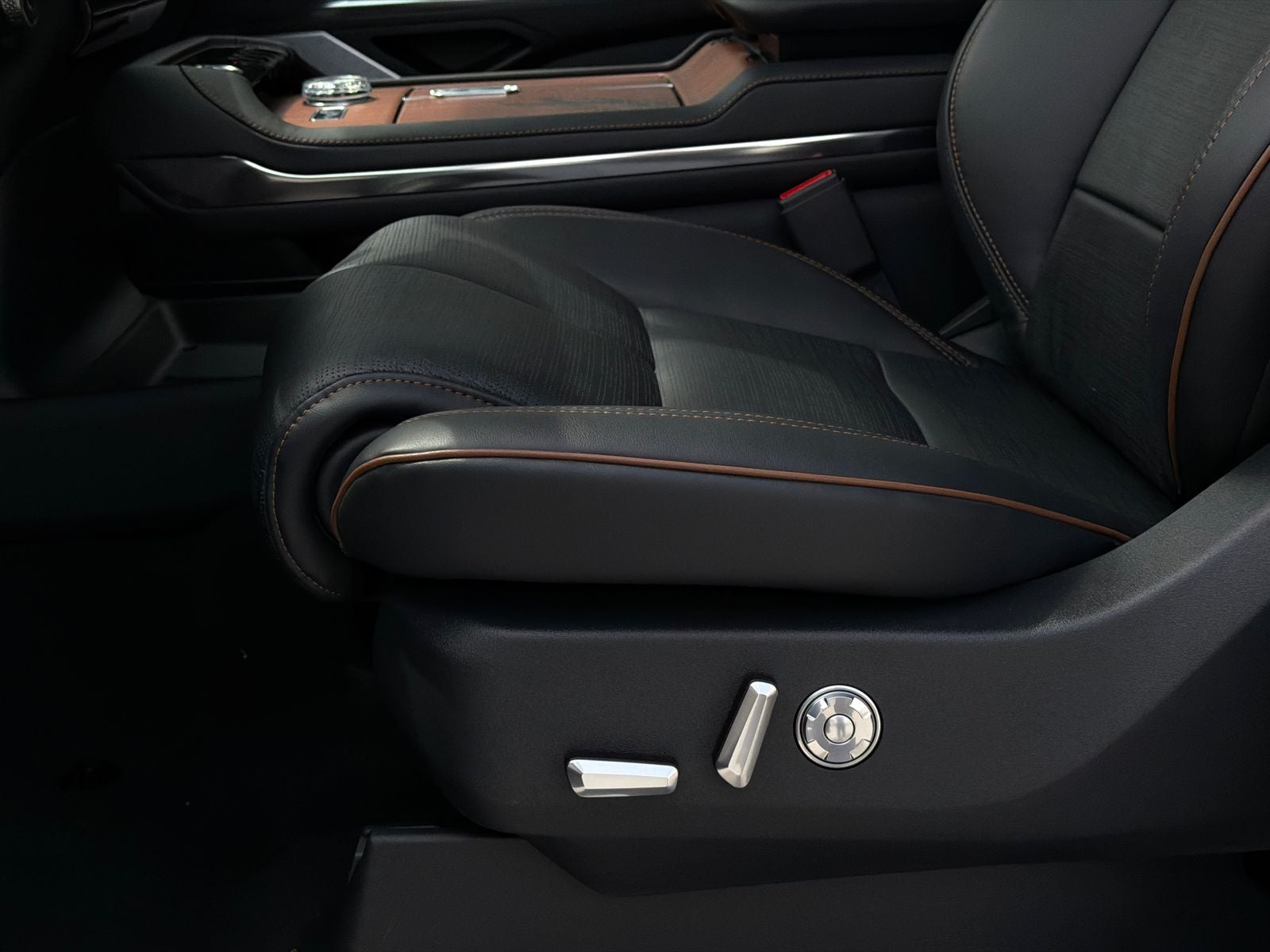 2026 Lincoln Navigator L Black Label