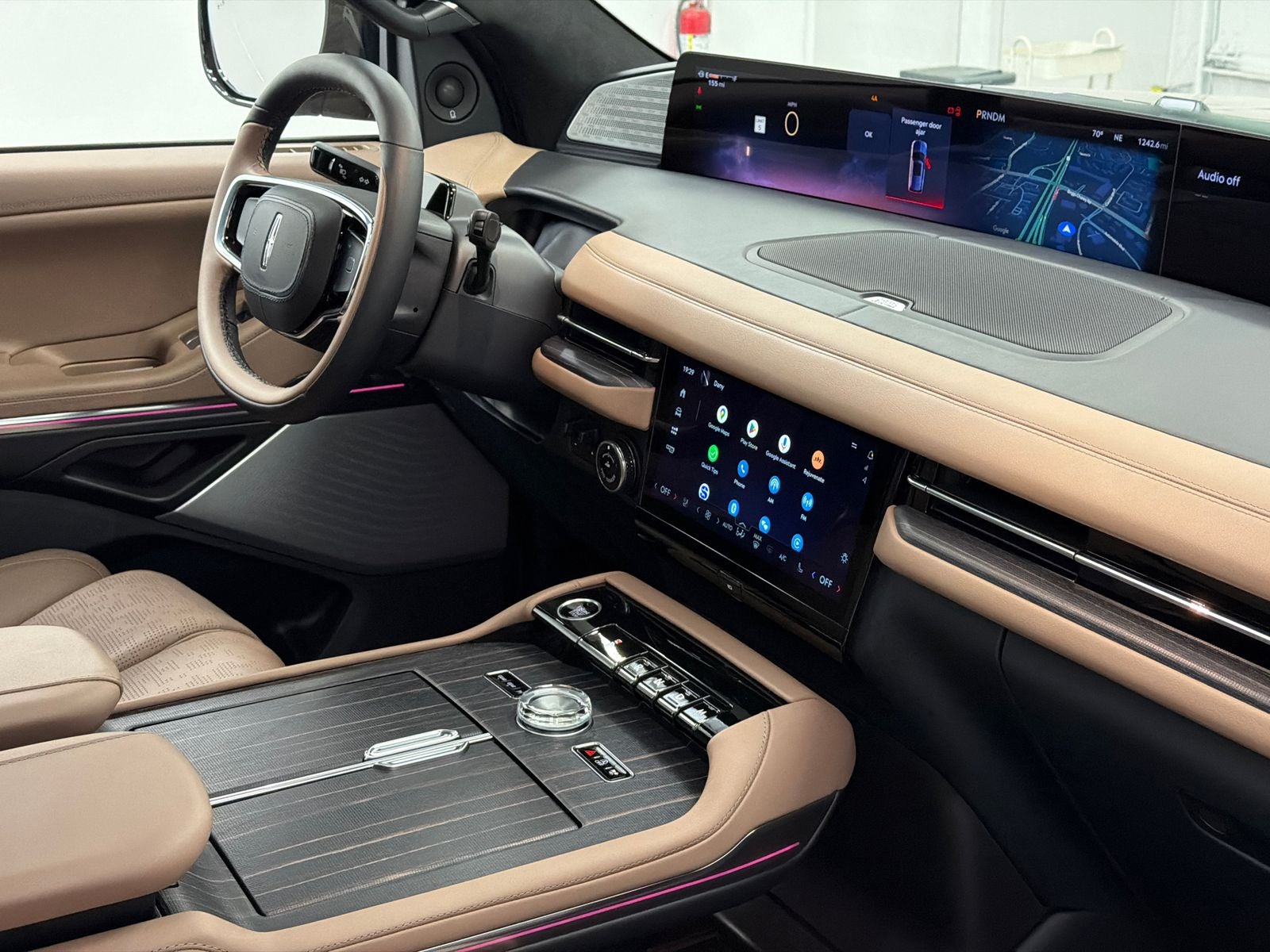 2025 Lincoln Navigator L Black Label