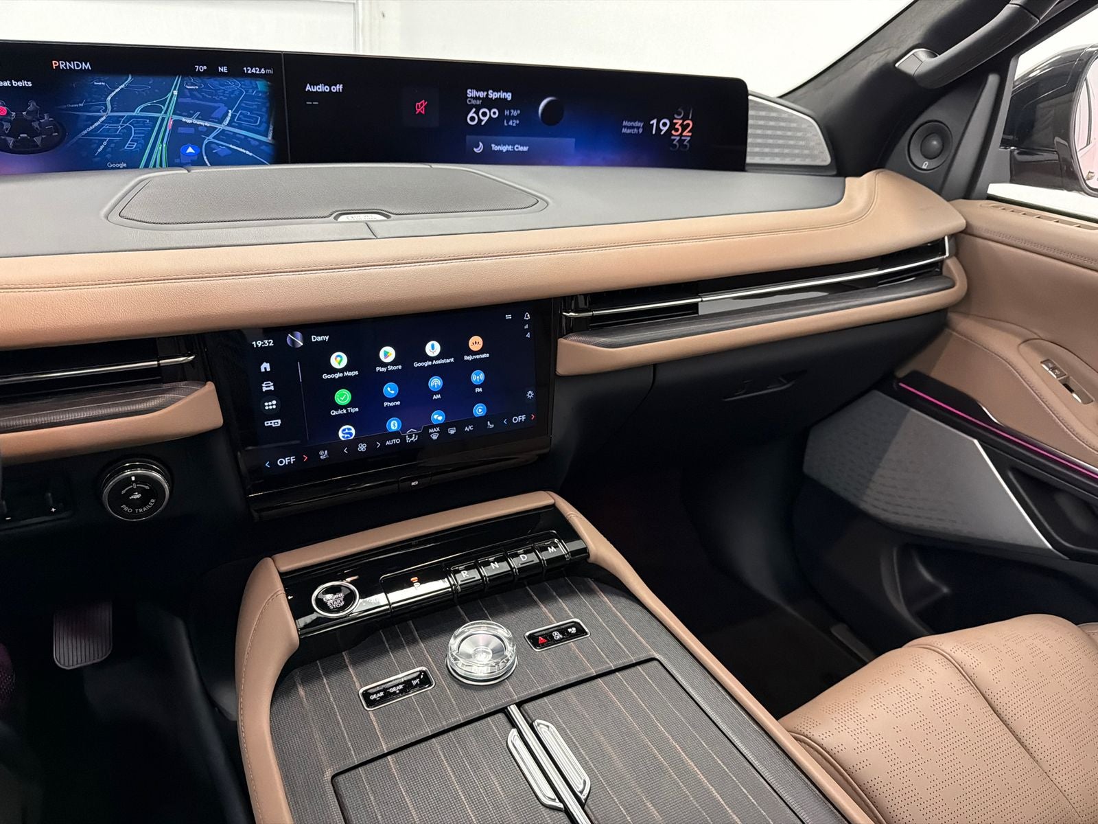 2025 Lincoln Navigator L Black Label